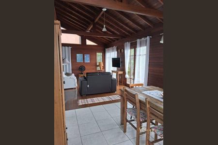 8_photo/95273ec653.b028408754d3f5d1-ATLAS-68ca77a3-a0a9-4fd1-ab68-668d0ba9384b.jpg de casa à venda com 3 quartos, 206m² em Lagoa da Conceição, Florianópolis