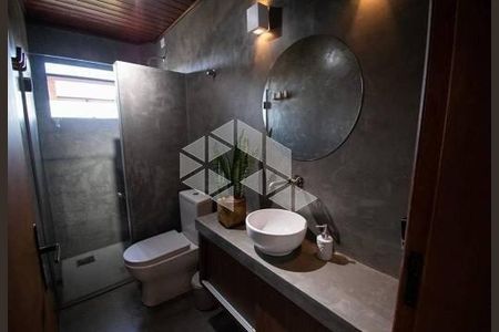 11_photo/95273ec74b.4f0f11c8b1d619b9-ATLAS-2e68cce4-49e1-47fe-b6dc-0b6fb73f081f.jpg de casa à venda com 3 quartos, 221m² em Lagoa da Conceição, Florianópolis