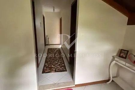 8_photo/95273eca27.50eeaee9bf1c73d0-ATLAS-e891feb1-02e0-40fa-b3d7-7b3f6c6788d5.jpg de casa à venda com 5 quartos, 250m² em Lagoa da Conceição, Florianópolis