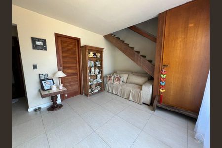 18_photo/95273ecad1.96ff424436b2b07f-ATLAS-c73429f5-7de2-4296-aa59-35dfdf882f16.jpg de casa à venda com 4 quartos, 280m² em Itacorubi, Florianópolis