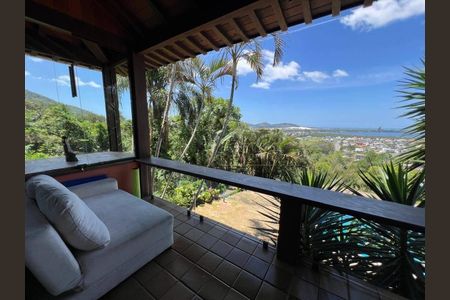 10_photo/95273ecba9.4c0f8173ee5383a3-ATLAS-d3b74bb3-df37-4013-b2f2-d6c449aa7937.jpg de casa à venda com 4 quartos, 280m² em Itacorubi, Florianópolis