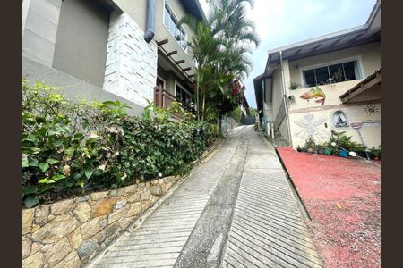 18_photo/95273edce3.40c7c431a313de6b-ATLAS-11170724-e4c9-4495-a7a1-e080eb66e4c6.jpg de casa para alugar com 2 quartos, 80m² em Lagoa da Conceição, Florianópolis