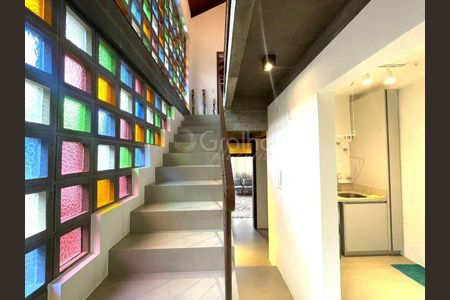 12_photo/95273edce3.40c7c431a313de6b-ATLAS-947e3cc1-3190-4384-878e-7cbd4c9b26f5.jpg de casa para alugar com 2 quartos, 80m² em Lagoa da Conceição, Florianópolis
