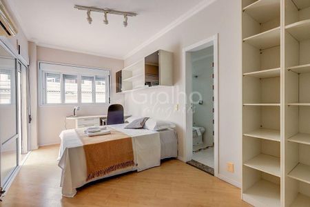 26_photo/95273edce3.56d1f59760bcb5e0-ATLAS-258073dd-52d9-4b77-9973-9c93c2cd2b08.jpg de casa para alugar com 3 quartos, 120m² em Lagoa da Conceição, Florianópolis