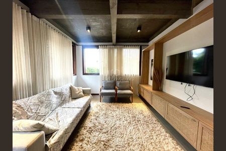 2_photo/95273edce3.56d1f59760bcb5e0-ATLAS-509fb6b6-ffde-4a48-8327-a9183fe4de3c.jpg de casa para alugar com 3 quartos, 120m² em Lagoa da Conceição, Florianópolis