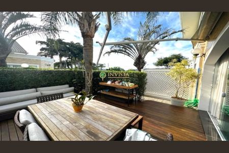 12_photo/95273edd8d.ea47b41dd7e213b5-ATLAS-0bac25c5-a5b8-4b9b-a66c-dff7e230e1e0.jpg de casa de condomínio à venda com 3 quartos, 170m² em Lagoa da Conceição, Florianópolis