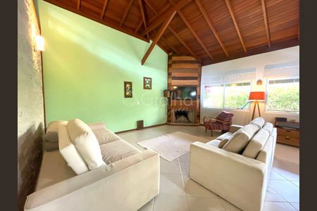 25_photo/95273ef5c5.974d063b20acfe41-ATLAS-6535ad1c-441c-4c2c-bc7e-cffb6e1a76ce.jpg de casa para alugar com 4 quartos, 350m² em Barra da Lagoa, Florianópolis