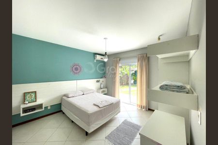 11_photo/95273ef5c5.974d063b20acfe41-ATLAS-8b1cafea-fd90-48da-a2ba-3cdf79d5e5ce.jpg de casa para alugar com 4 quartos, 350m² em Barra da Lagoa, Florianópolis