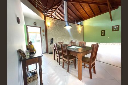 27_photo/95273ef5c5.974d063b20acfe41-ATLAS-c66b356d-7774-46f2-a9d6-51fe29ee20b1.jpg de casa para alugar com 4 quartos, 350m² em Barra da Lagoa, Florianópolis