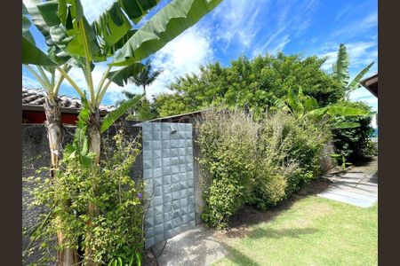 7_photo/95273ef5c5.974d063b20acfe41-ATLAS-d628a9b3-306a-40cf-87d5-fa5328a20199.jpg de casa para alugar com 4 quartos, 350m² em Barra da Lagoa, Florianópolis