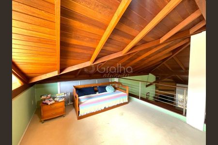48_photo/95273ef5c5.974d063b20acfe41-ATLAS-e31c6076-df34-46af-a572-22fdcf8ddc66.jpg de casa para alugar com 4 quartos, 350m² em Barra da Lagoa, Florianópolis