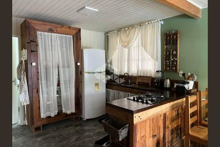 3_photo/9527402b6f.d00588b39bb74d6d-ATLAS-e0670405-dc4d-4d72-bf54-14cfaf3bc1a3.jpg de casa à venda com 2 quartos, 75m² em São João do Rio Vermelho, Florianópolis