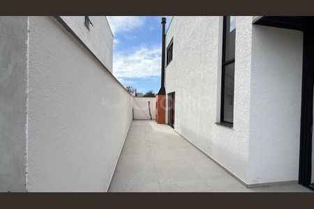 11_photo/9527402beb.8d983f436c292bbf-ATLAS-c1d2ce0b-19cb-4d40-9a05-157061d036a2.jpg de casa à venda com 3 quartos, 127m² em São João do Rio Vermelho, Florianópolis