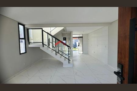 4_photo/952740307d.4c81b0e43f9549c0-ATLAS-da943a3c-1ee4-4ab2-89e5-cee9206db607.jpg de casa à venda com 3 quartos, 1062m² em São João do Rio Vermelho, Florianópolis