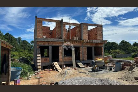 2_photo/95274032c1.9fde2b1beaf38236-ATLAS-595b9a4e-49f4-4ee3-91c1-74ac4b9b7d4e.jpg de casa à venda com 3 quartos, 155m² em São João do Rio Vermelho, Florianópolis