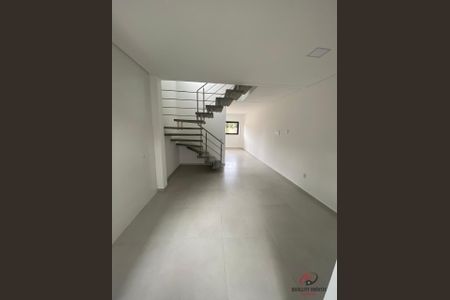 2_photo/9527403329.c39910321bc8dbf5-ATLAS-537940ff-2c8f-4d10-9ee7-4e85a13a6df8.jpg de casa à venda com 2 quartos, 84m² em São João do Rio Vermelho, Florianópolis