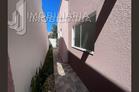6_photo/952740369b.000c37fd7a4dc94b-ATLAS-47e5af47-4d47-44b8-98af-eaa1f760e83b.jpg de casa à venda com 2 quartos, 80m² em São João do Rio Vermelho, Florianópolis
