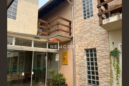 4_photo/9527403be7.9612d26e9df26329-ATLAS-b9077954-41ee-4729-8f8a-97fb2f5c2bd6.jpg de casa à venda com 7 quartos, 304m² em São João do Rio Vermelho, Florianópolis
