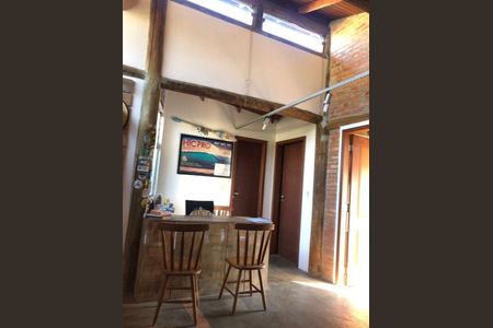 10_photo/9527403f11.cc80a849dbb3670d-ATLAS-7dda16e5-5d05-4d2c-adc1-068cb2727bf5.jpg de casa à venda com 3 quartos, 440m² em São João do Rio Vermelho, Florianópolis