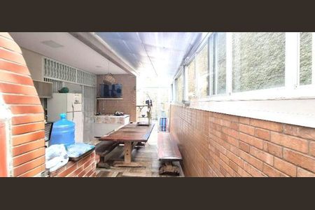 6_photo/9527403fd3.f7e81ba1849dc159-ATLAS-22e1bb5d-ffa5-409e-8d53-0af62a9ceea7.jpg de casa para alugar com 3 quartos, 267m² em São João do Rio Vermelho, Florianópolis