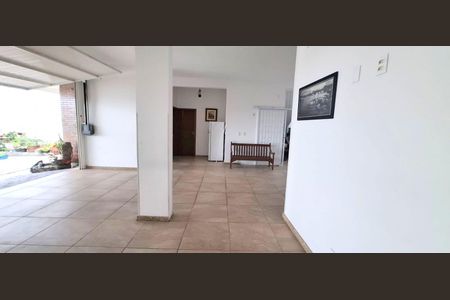 12_photo/9527403fd3.f7e81ba1849dc159-ATLAS-6a199b5a-efe0-4e30-8697-24a4fad0a6db.jpg de casa para alugar com 3 quartos, 267m² em São João do Rio Vermelho, Florianópolis