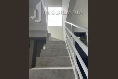 11_photo/95274040c3.cd07d363e4c2fe7e-ATLAS-badb3795-89df-40da-a2ed-b101ae7db2a9.jpg de casa para alugar com 2 quartos, 90m² em São João do Rio Vermelho, Florianópolis