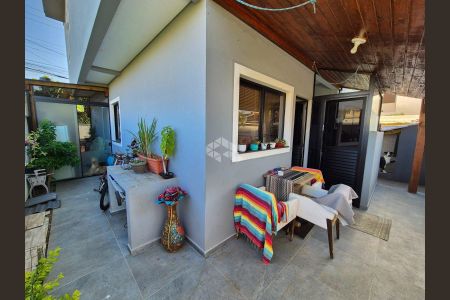 5_photo/95274041cd.1ec89c7cbdfc8b9a-ATLAS-152b7617-5d64-44be-a841-b01d449c9ad8.jpg de casa à venda com 4 quartos, 142m² em São João do Rio Vermelho, Florianópolis