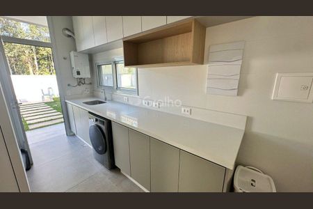 10_photo/95274141c5.b3d7bc31803e7e44-ATLAS-6510ff63-4875-4f8b-9068-e8a281e54848.jpg de casa à venda com 3 quartos, 226m² em Vargem Pequena, Florianópolis