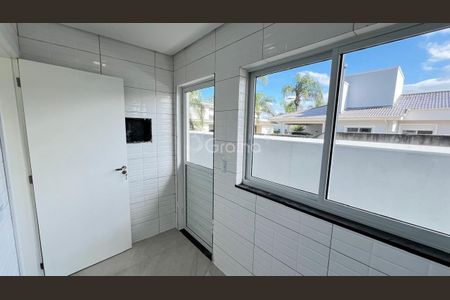 7_photo/95274141db.f9bf95fb576318cd-ATLAS-2134e99e-d7be-4172-97ae-aaf1202cc9e8.jpg de casa à venda com 4 quartos, 280m² em Vargem Pequena, Florianópolis