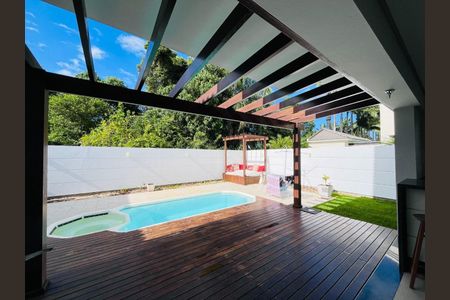 2_photo/9527415c77.ae6c0d4ae2e822c2-ATLAS-4674ebe8-a40a-434a-a72e-3811bc44e26b.jpg de casa de condomínio à venda com 4 quartos, 226m² em Vargem Pequena, Florianópolis