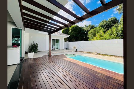 11_photo/9527415c77.ae6c0d4ae2e822c2-ATLAS-577f6de9-9fbe-4a6b-9a37-3d3dca9ea855.jpg de casa de condomínio à venda com 4 quartos, 226m² em Vargem Pequena, Florianópolis