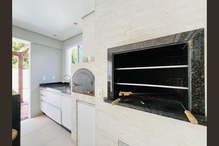 12_photo/9527415c77.ae6c0d4ae2e822c2-ATLAS-cc33538d-e2fa-4c06-ae01-fcc648c19e59.jpg de casa de condomínio à venda com 4 quartos, 226m² em Vargem Pequena, Florianópolis