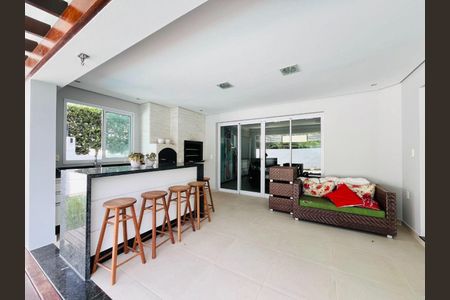 12_photo/9527415c77.ae6c0d4ae2e822c2-ATLAS-dfe71f26-9b95-4493-b4eb-ea1499a5decd.jpg de casa de condomínio à venda com 4 quartos, 226m² em Vargem Pequena, Florianópolis