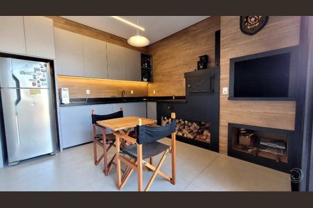 20_photo/9527417155.4514936b8fa2ab1f-ATLAS-2b342f9b-bafc-40eb-ab41-3a00dec23811.jpg de casa à venda com 3 quartos, 226m² em Vargem Grande, Florianópolis