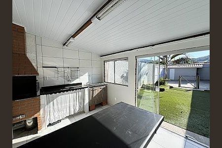 21_photo/952741b587.ceff8192393c33de-ATLAS-6becacef-b0ef-409b-8582-42b0a2c47a0f.jpg de casa à venda com 2 quartos, 100m² em São João do Rio Vermelho, Florianópolis