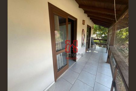 11_photo/952741c677.bd2dffe6b68feeb7-ATLAS-52a1e21b-3c2e-4621-91f3-1bd064d35d72.jpg de casa à venda com 3 quartos, 219m² em São João do Rio Vermelho, Florianópolis