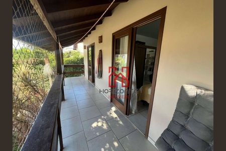 8_photo/952741c677.bd2dffe6b68feeb7-ATLAS-c3f8b7b4-07e4-4ca8-a305-7c52cbfa6f94.jpg de casa à venda com 3 quartos, 219m² em São João do Rio Vermelho, Florianópolis
