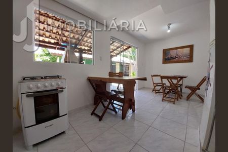 2_photo/952741cc81.cb4a3f4e1d4d223a-ATLAS-49050389-9dae-40e0-9510-ed6f71cd16f0.jpg de apartamento à venda com 5 quartos, 300m² em São João do Rio Vermelho, Florianópolis