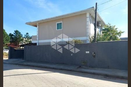 5_photo/952741cd63.9d8fed69801cdea0-ATLAS-50f0baf0-47f2-4e4e-8f35-4b3261f3831b.jpg de casa à venda com 3 quartos, 170m² em São João do Rio Vermelho, Florianópolis