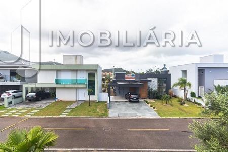 9_photo/952741ce21.b82b500fbc3a4e41-ATLAS-47775814-8ec6-4c9b-959a-0b4a01731d2f.jpg de casa à venda com 3 quartos, 270m² em São João do Rio Vermelho, Florianópolis