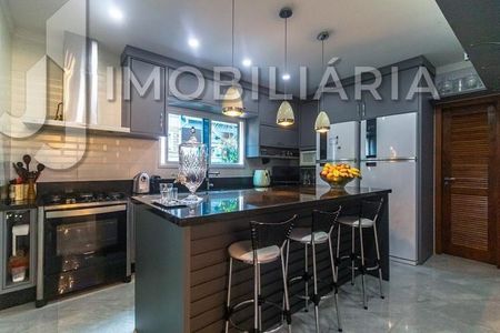 9_photo/952741ce21.b82b500fbc3a4e41-ATLAS-6ff2cdb9-b26e-41c9-a718-0a0f1be7b613.jpg de casa à venda com 3 quartos, 270m² em São João do Rio Vermelho, Florianópolis