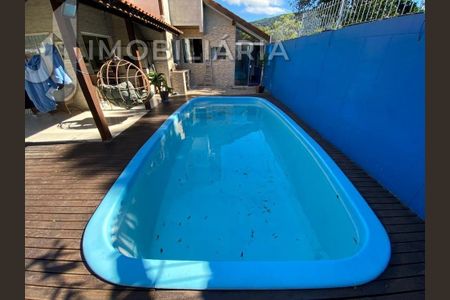 10_photo/952741d03d.9b0e853e47463488-ATLAS-2e1f5961-e3b1-4f3f-80aa-47e7cfec4a67.jpg de casa à venda com 3 quartos, 330m² em São João do Rio Vermelho, Florianópolis