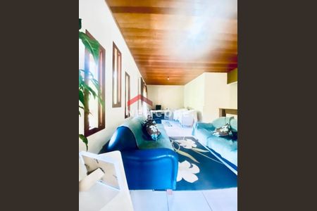 5_photo/952741d03f.6a3329eb04d37c58-ATLAS-e2b57c50-eb67-4016-8d61-76cc49a7d5ce.jpg de casa à venda com 5 quartos, 210m² em São João do Rio Vermelho, Florianópolis