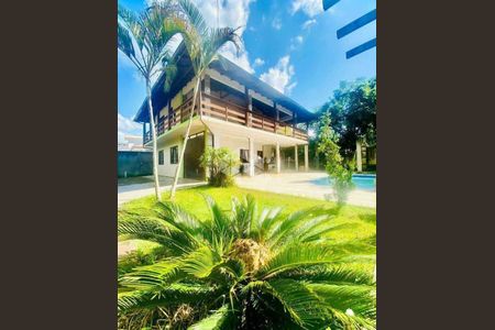 8_photo/952741d047.32a8019b0364636a-ATLAS-70afde8d-60c1-42e8-a729-a0650b903cf5.jpg de casa à venda com 5 quartos, 361m² em São João do Rio Vermelho, Florianópolis