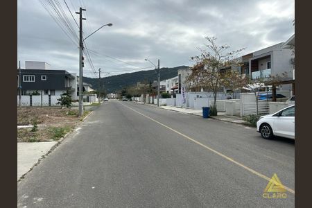 12_photo/952741d0b1.ec8758d20009ae41-ATLAS-b1f58798-68a7-4e22-95ef-59f19154cb8f.jpg de casa à venda com 3 quartos, 104m² em São João do Rio Vermelho, Florianópolis