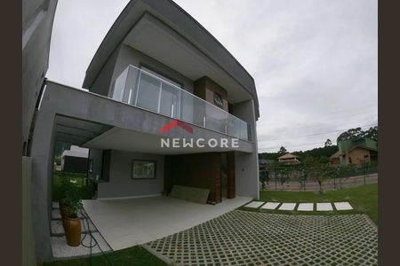 2_photo/952741d1c1.732b7fd8aaa5f07d-ATLAS-40914888-a8dc-496b-ba47-e5ea45fce9c6.jpg de casa à venda com 3 quartos, 212m² em São João do Rio Vermelho, Florianópolis