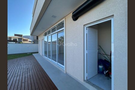 15_photo/952741d1c3.14be72f851f11d21-ATLAS-116103f1-bf87-4e2b-bffc-86a840e083a4.jpg de casa à venda com 4 quartos, 197m² em São João do Rio Vermelho, Florianópolis