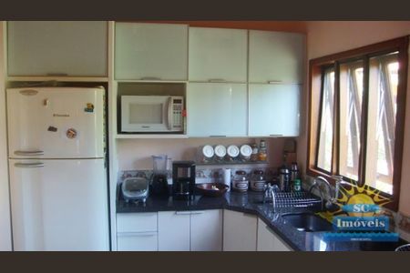 3_photo/952741d263.71d57c28792d37c8-ATLAS-946e0c6c-e82a-49d7-bfaa-4b4b918d4c56.jpg de casa à venda com 5 quartos, 130m² em São João do Rio Vermelho, Florianópolis