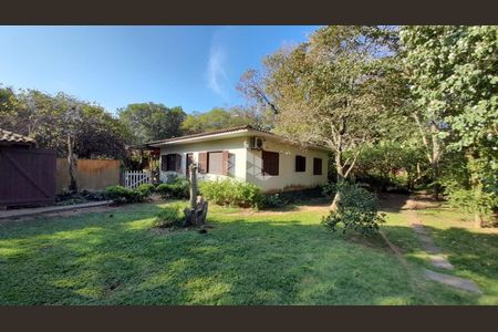 6_photo/952741d27b.d70e7eae2b930113-ATLAS-2fef7471-5fc5-4a42-95a4-bdcab623a931.jpg de casa à venda com 4 quartos, 218m² em São João do Rio Vermelho, Florianópolis