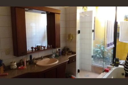 2_photo/952741d27b.d70e7eae2b930113-ATLAS-93b8c5ff-ebde-403f-b594-42e7869449b8.jpg de casa à venda com 5 quartos, 350m² em São João do Rio Vermelho, Florianópolis